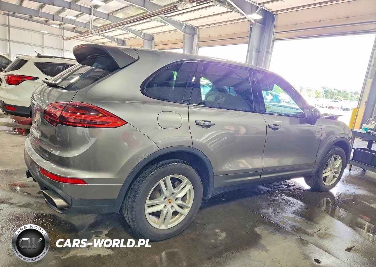 2016 Porsche Cayenne VIN:WP1AA2A20GKA36250 - 3