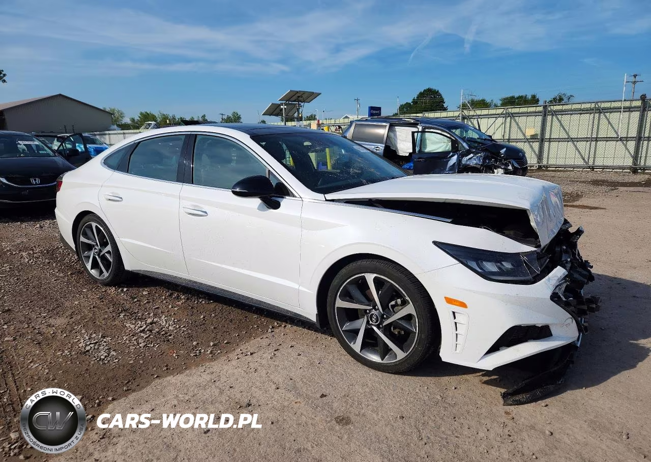 2023 Hyundai Sonata Sel Plus VIN:KMHL44J24PA255856 - 4