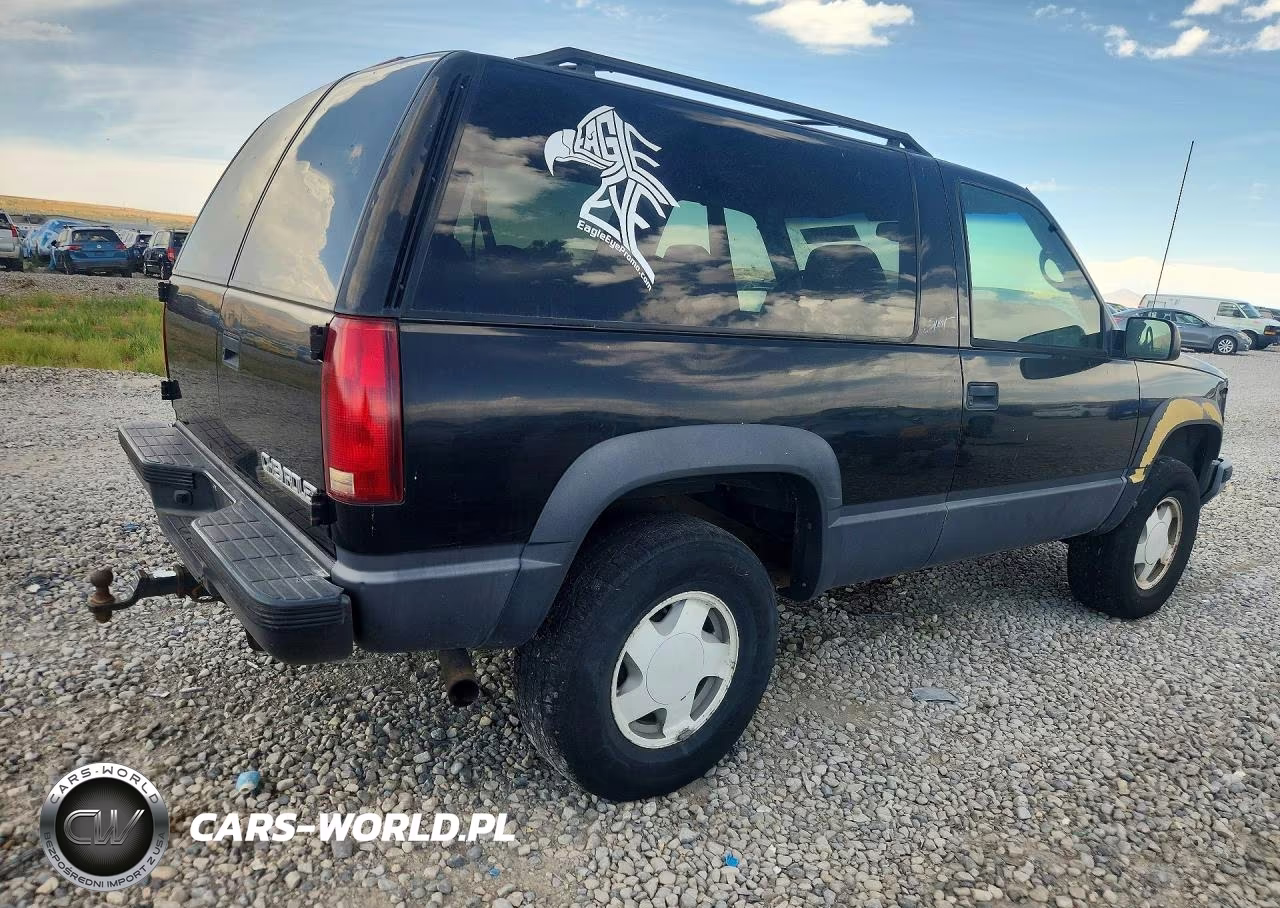 1998 Chevrolet Tahoe K1500 VIN:3GNEK18R8WG112758 - 3