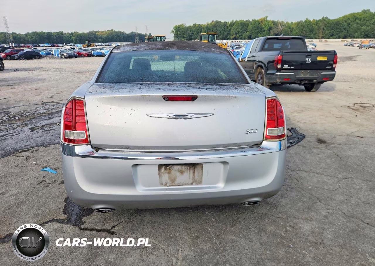 2012 Chrysler 300 Limited VIN:2C3CCACG7CH199443 - 6