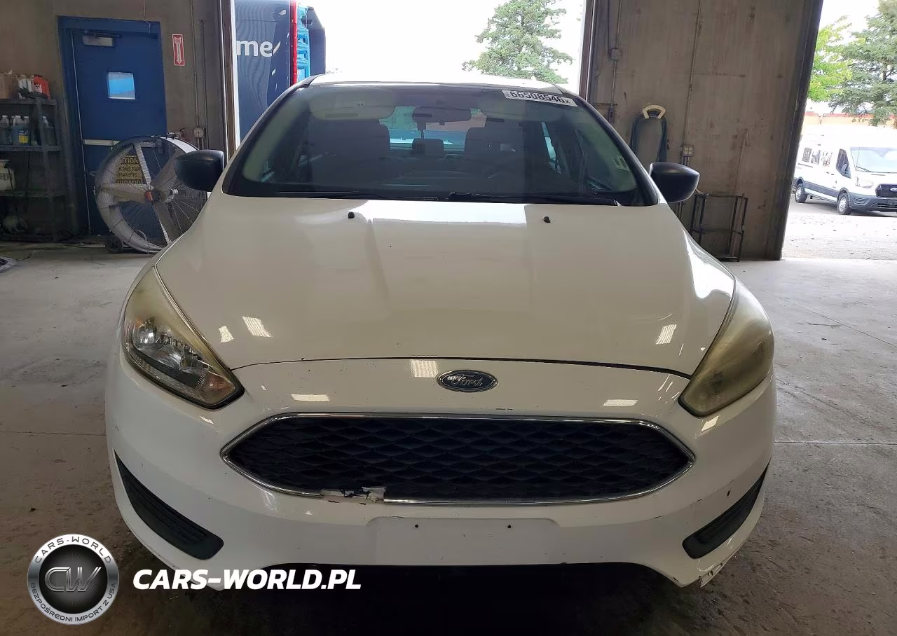 2017 Ford Focus S VIN:1FADP3E24HL263391 - 5