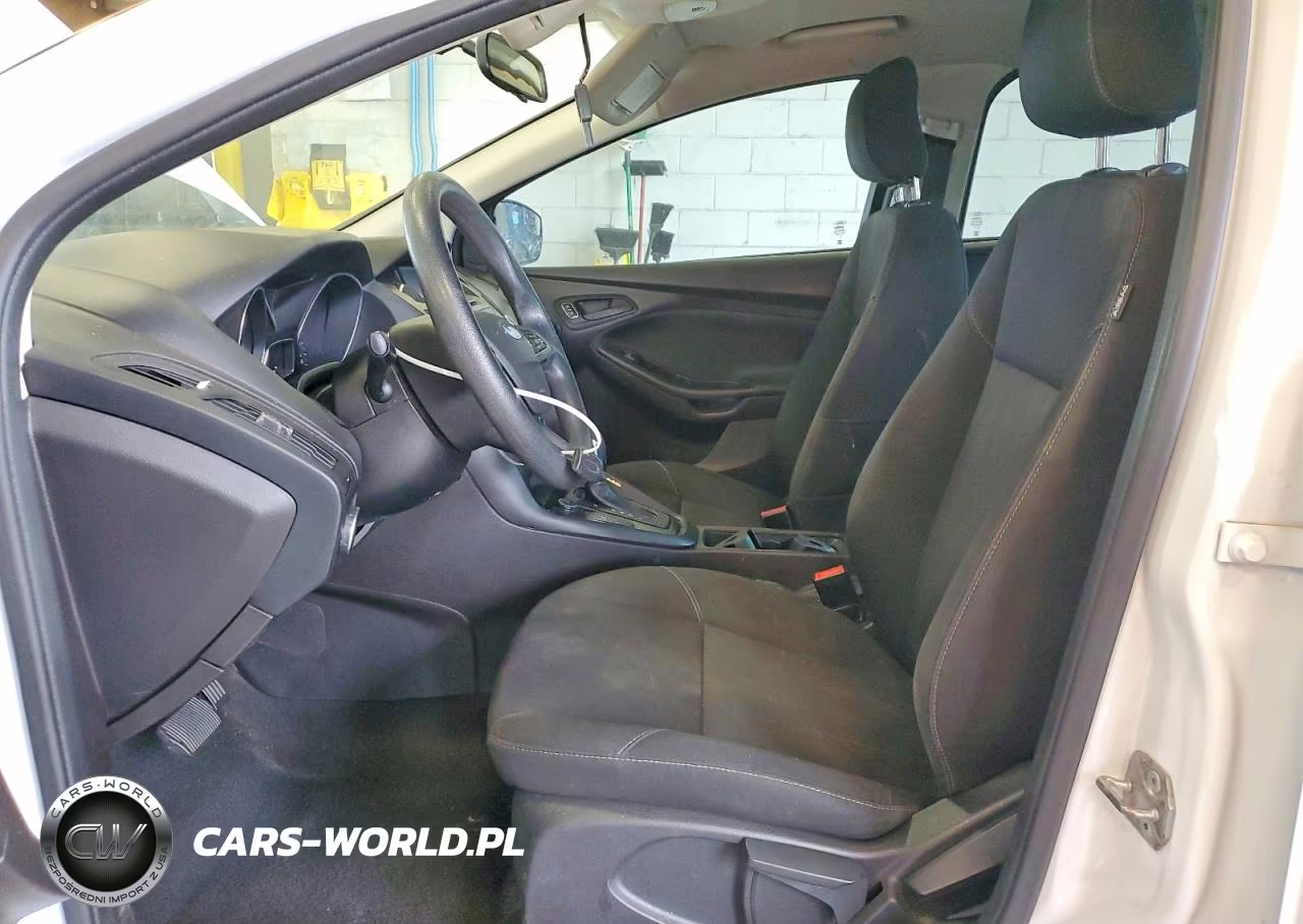 2017 Ford Focus S VIN:1FADP3E24HL263391 - 7
