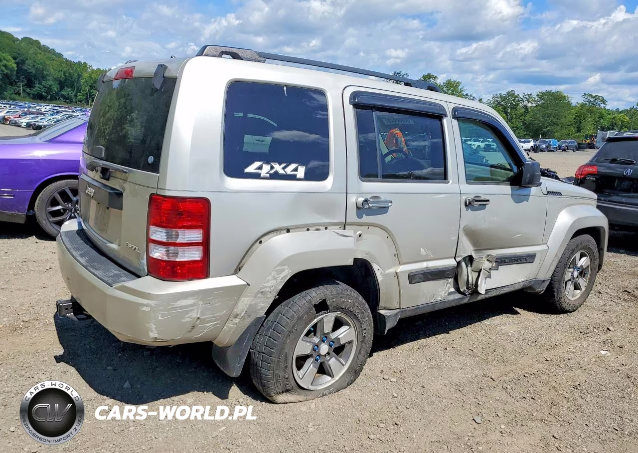 2008 Jeep Liberty Sport VIN:1J8GN28K78W240567 - 3