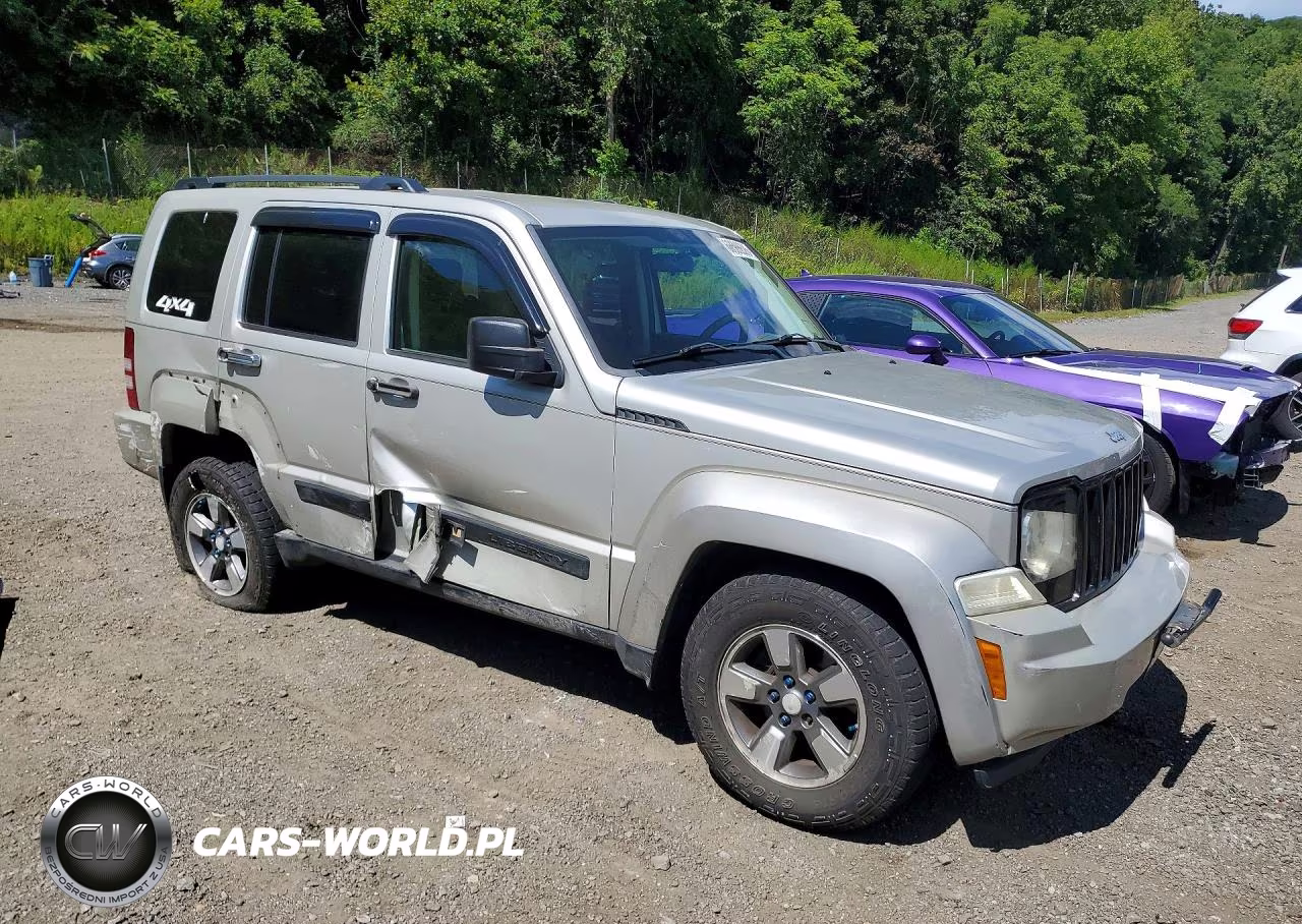 2008 Jeep Liberty Sport VIN:1J8GN28K78W240567 - 4
