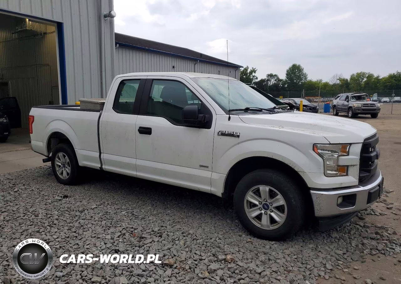 2017 Ford F150 Super Cab VIN:1FTEX1CP3HFA50755 - 4