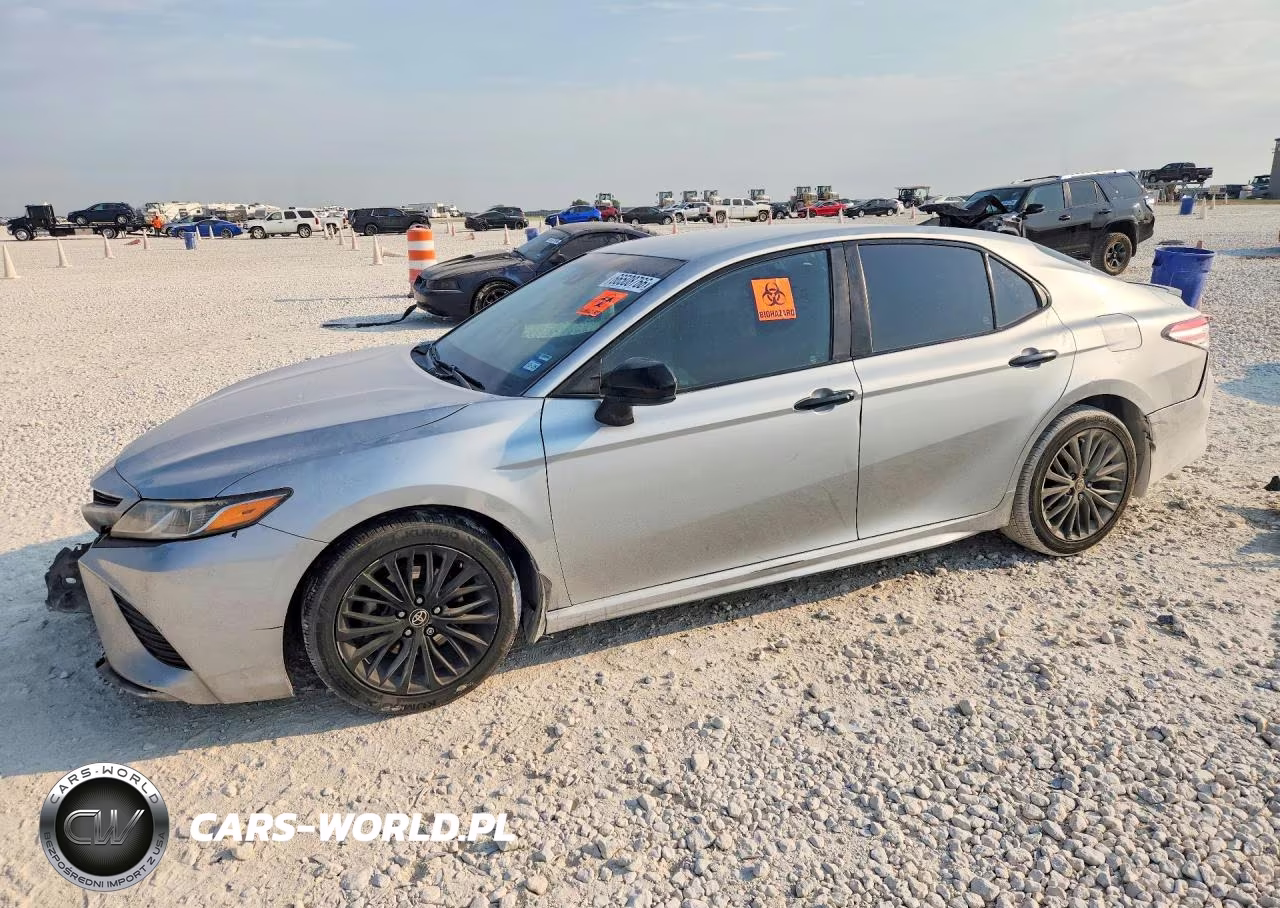 2020 Toyota Camry Se Nightshade – zdjęcie 1 z 13