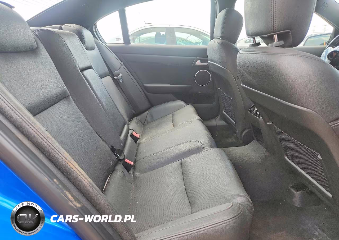 2009 Pontiac G8 VIN:6G2ER57749L165564 - 10