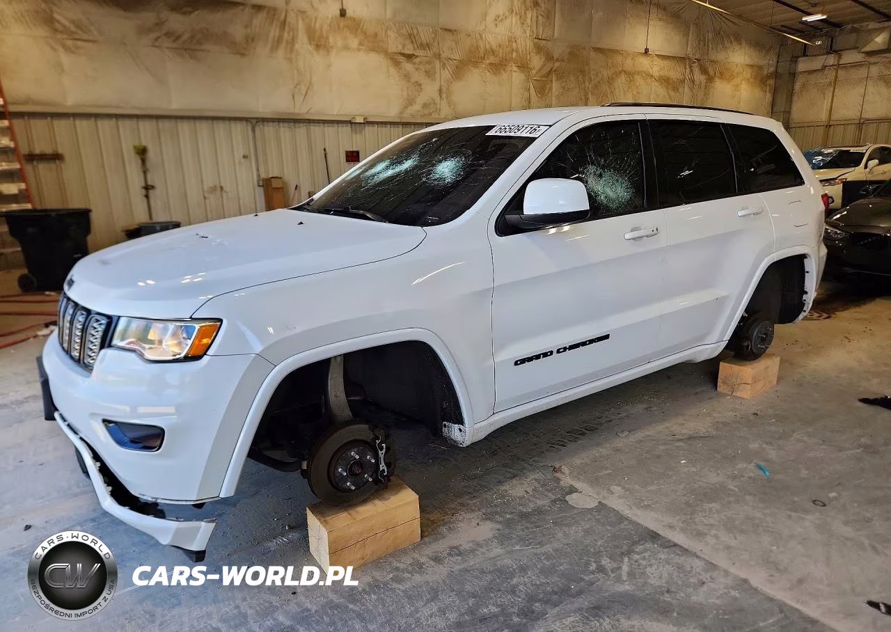 2018 Jeep Grand Cherokee Laredo