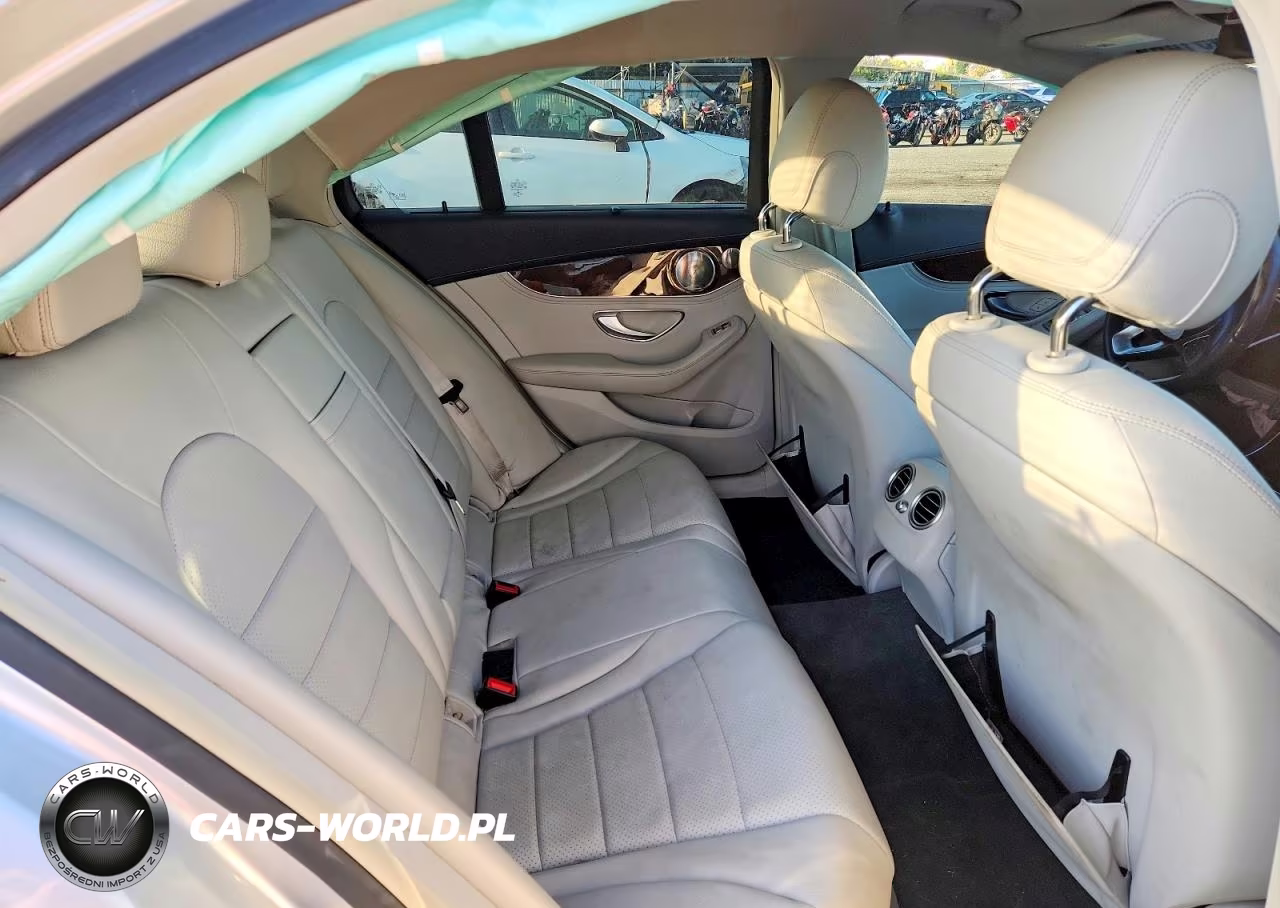 2015 Mercedes-Benz C 300 4Matic VIN:55SWF4KB3FU027359 - 10