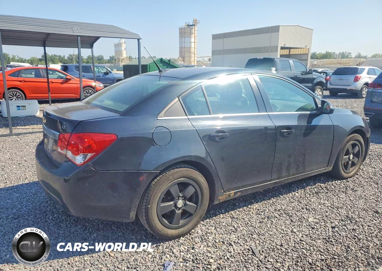 2014 Chevrolet Cruze Lt VIN:1G1PC5SB2E7245830 - 3