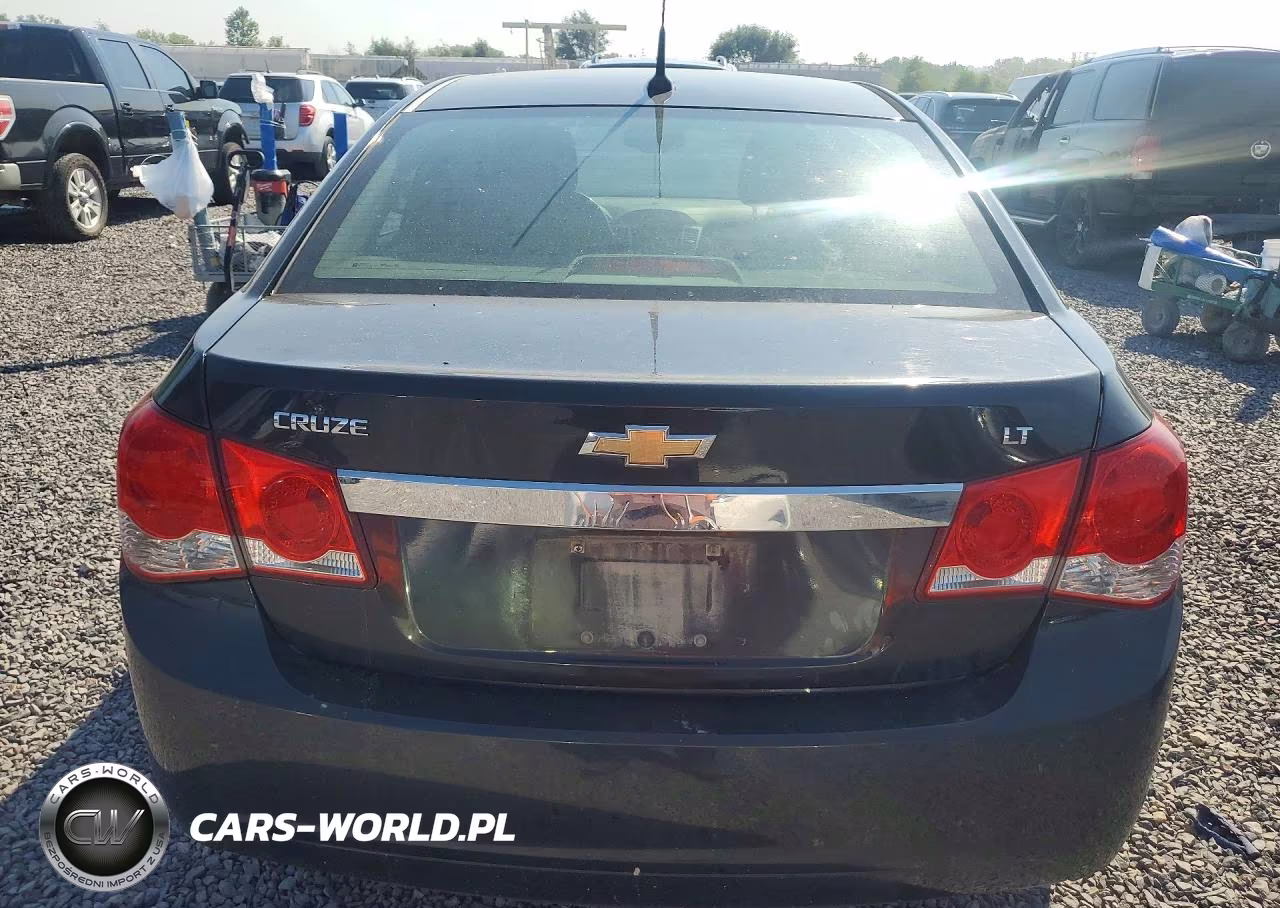 2014 Chevrolet Cruze Lt VIN:1G1PC5SB2E7245830 - 6