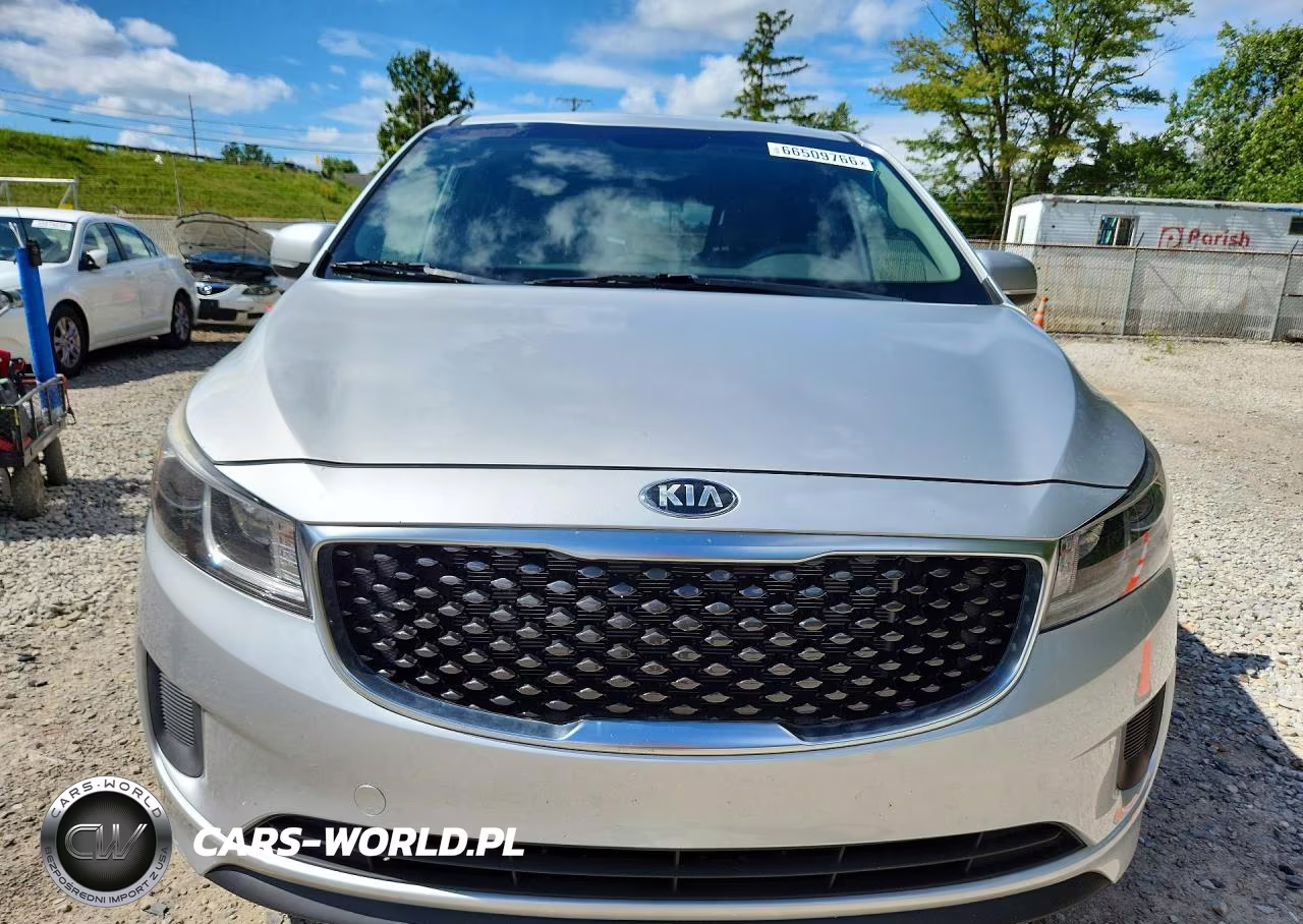 2018 Kia Sedona Lx VIN:KNDMB5C12J6368076 - 5