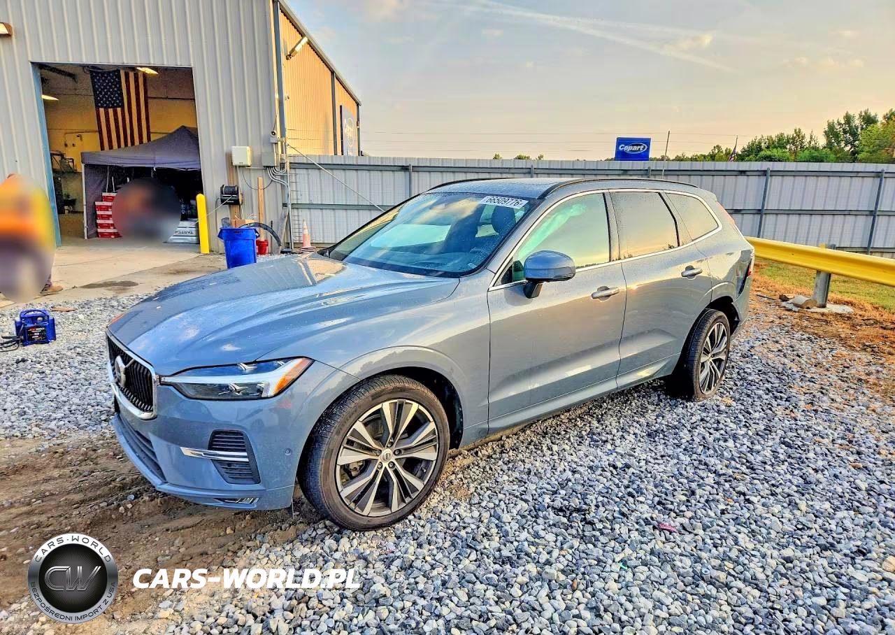 2022 Volvo Xc60 B5 Momentum VIN:YV4L12RK3N1946232 - 1
