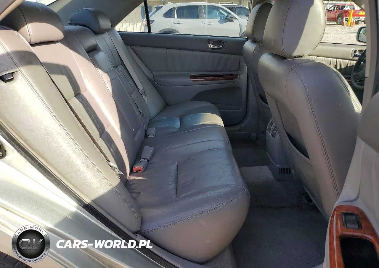 2002 Toyota Camry Xle V6 VIN:JTDBF30K620084550 - 10