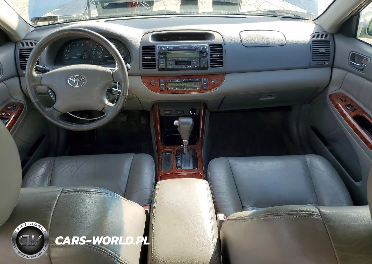 2002 Toyota Camry Xle V6 VIN:JTDBF30K620084550 - 8