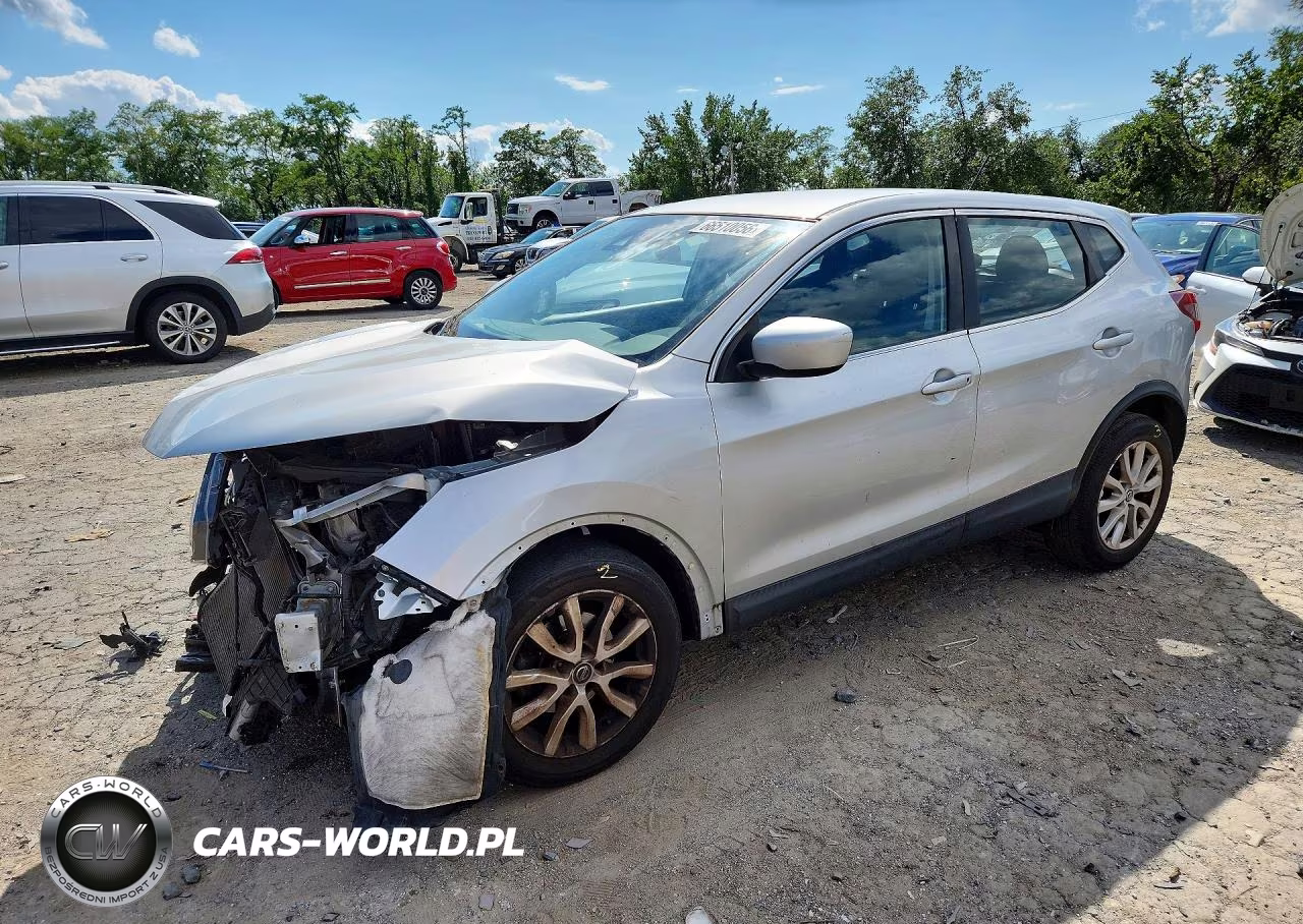 2021 Nissan Rogue Sport S – zdjęcie 1 z 14