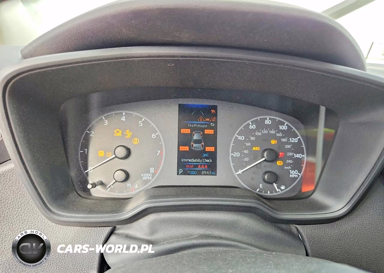 2025 Toyota Corolla Le VIN:5YFB4MDE6SP231813 - 9