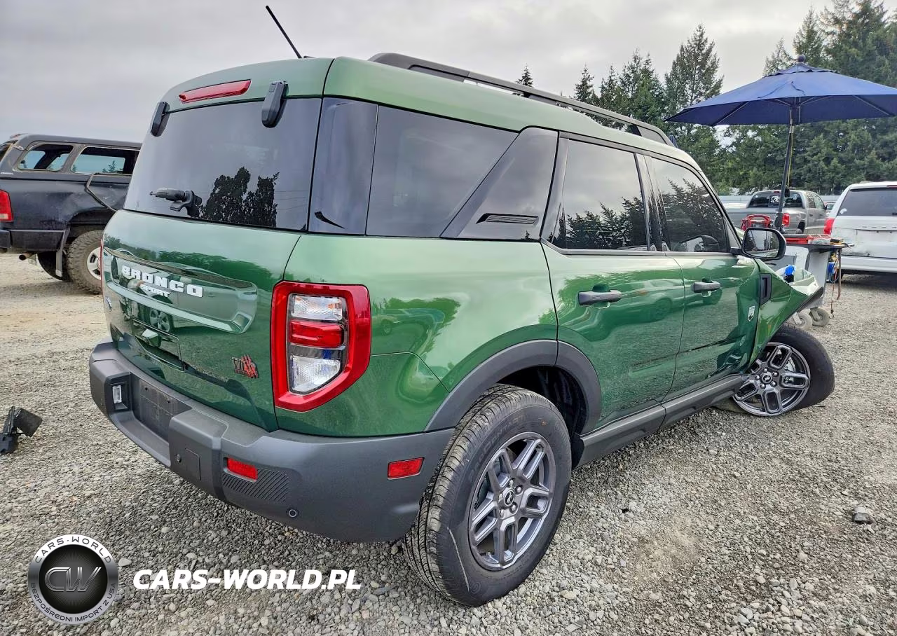 2025 Ford Bronco Sport Big Bend VIN:3FMCR9BN3SRE74054 - 3