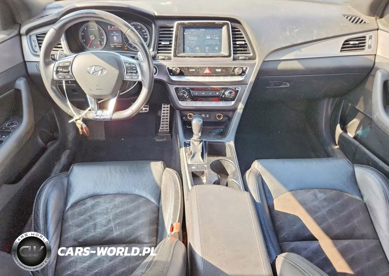 2018 Hyundai Sonata Sport VIN:5NPE34AF8JH626620 - 8