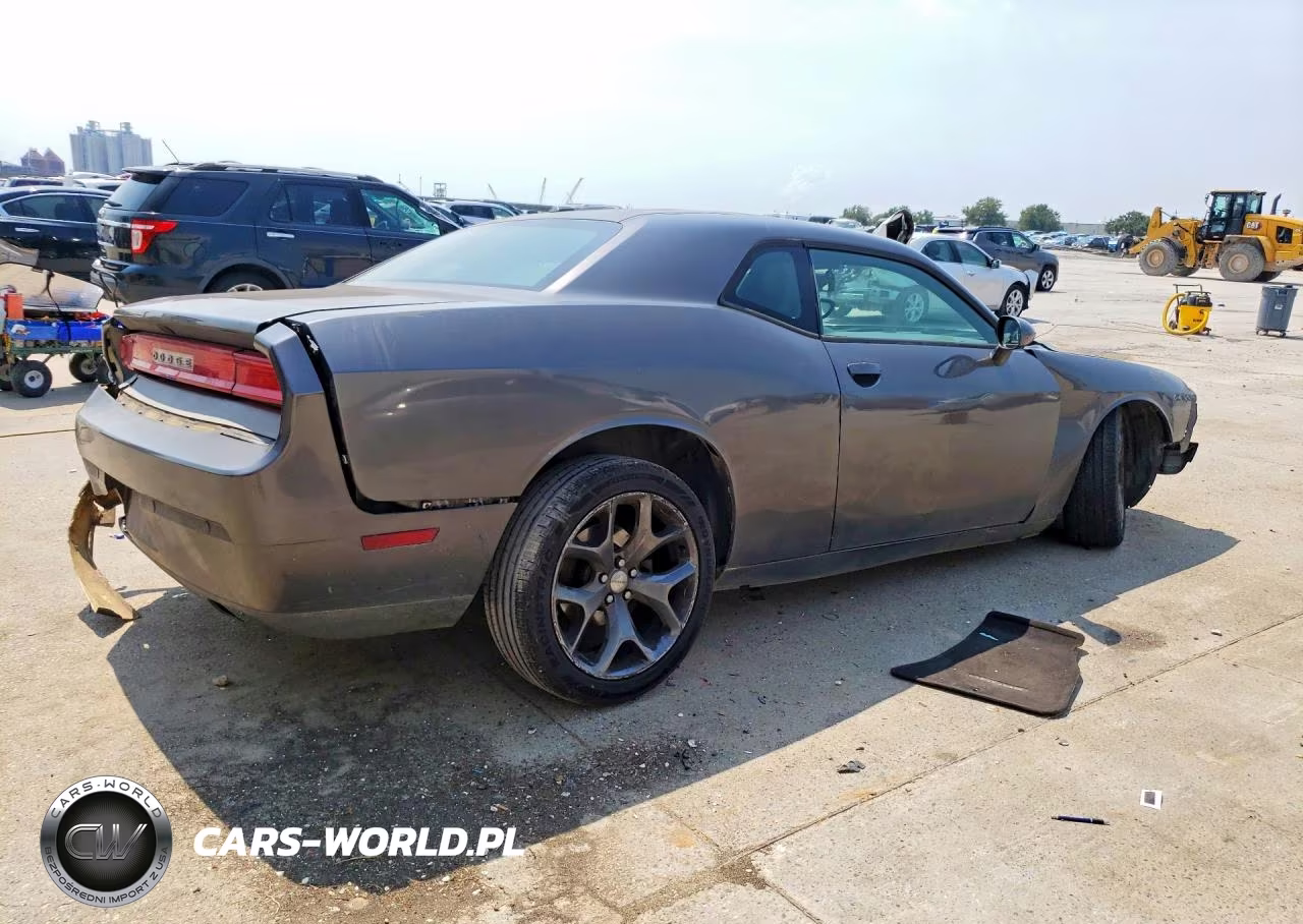 2013 Dodge Challenger Sxt VIN:2C3CDYAG0DH599726 - 3