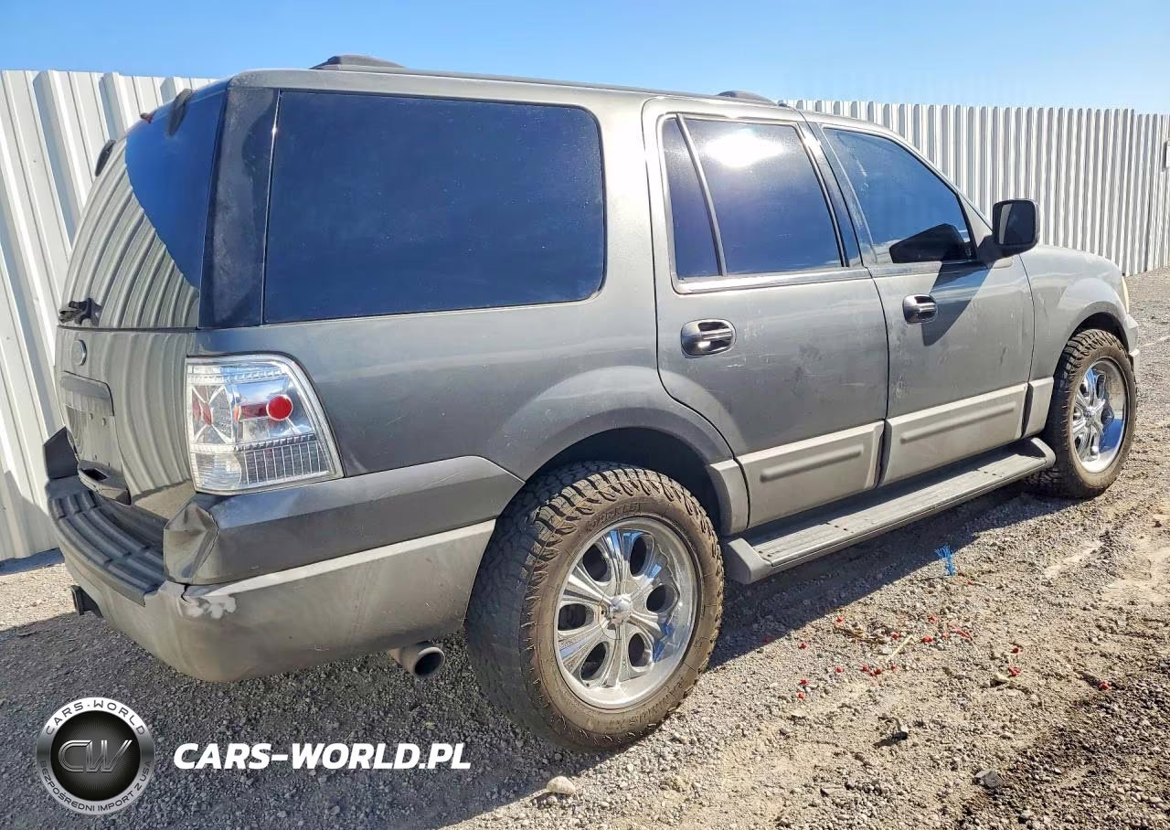 2003 Ford Expedition Xlt VIN:1FMRU15W03LB47769 - 3