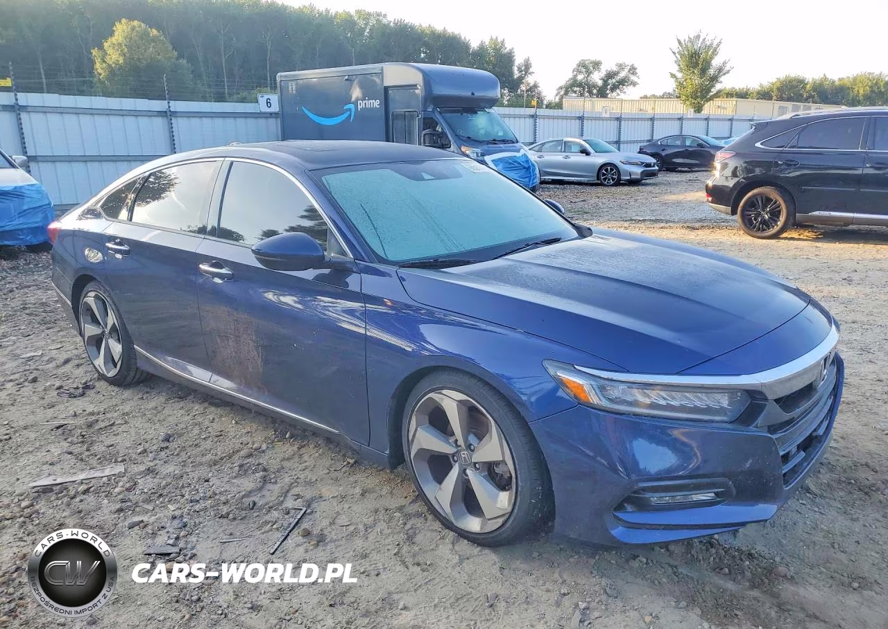 2018 Honda Accord Touring VIN:1HGCV1F93JA046137 - 4