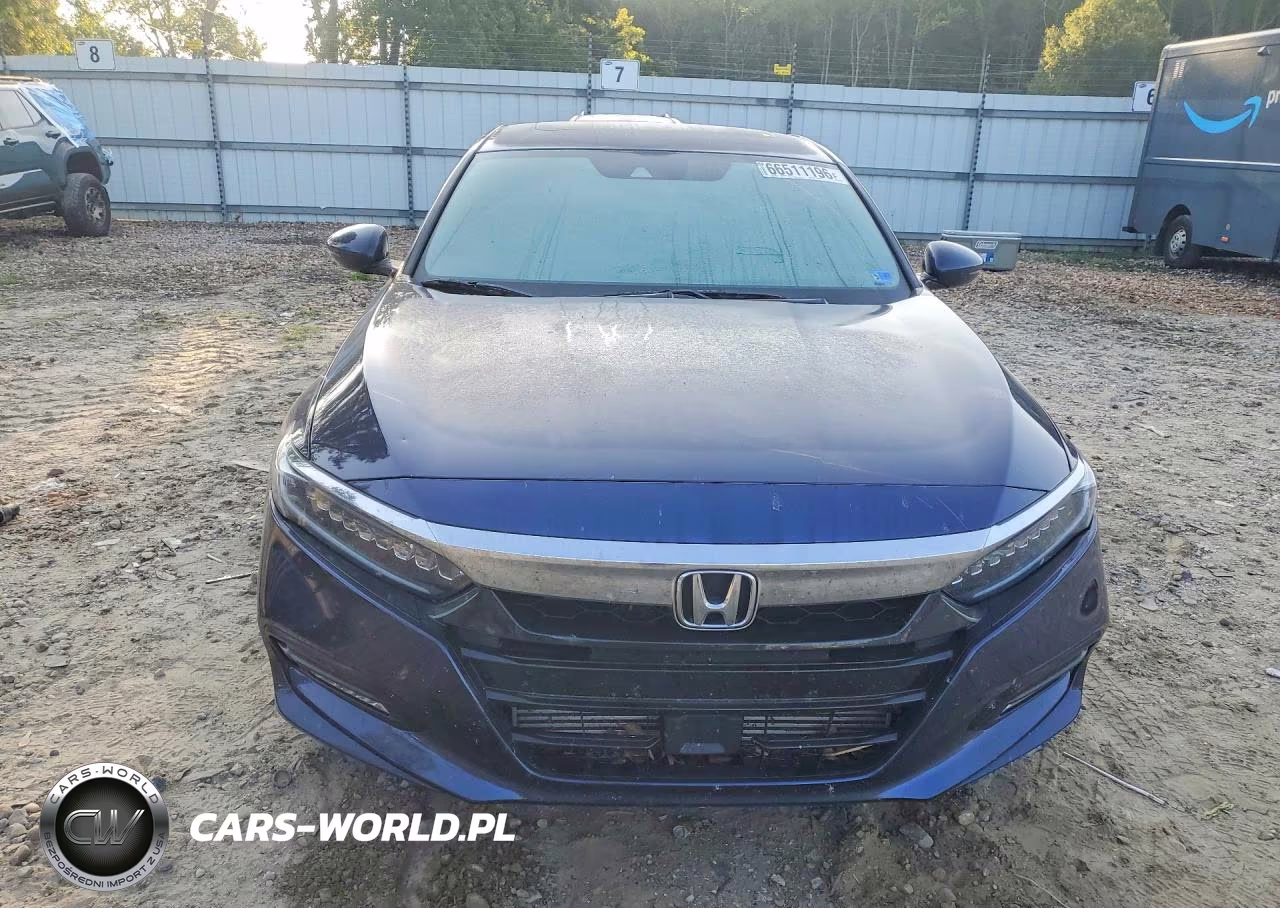 2018 Honda Accord Touring VIN:1HGCV1F93JA046137 - 5