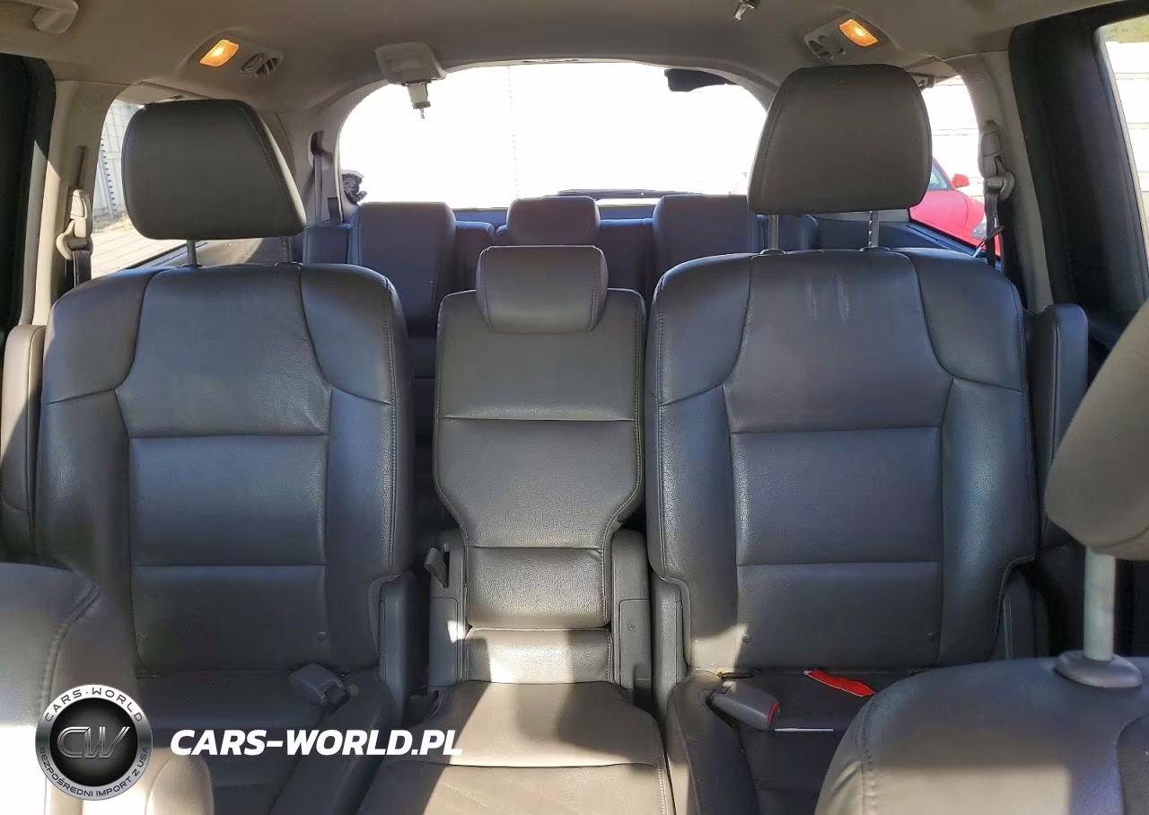 2014 Honda Odyssey Touring VIN:5FNRL5H99EB024286 - 10