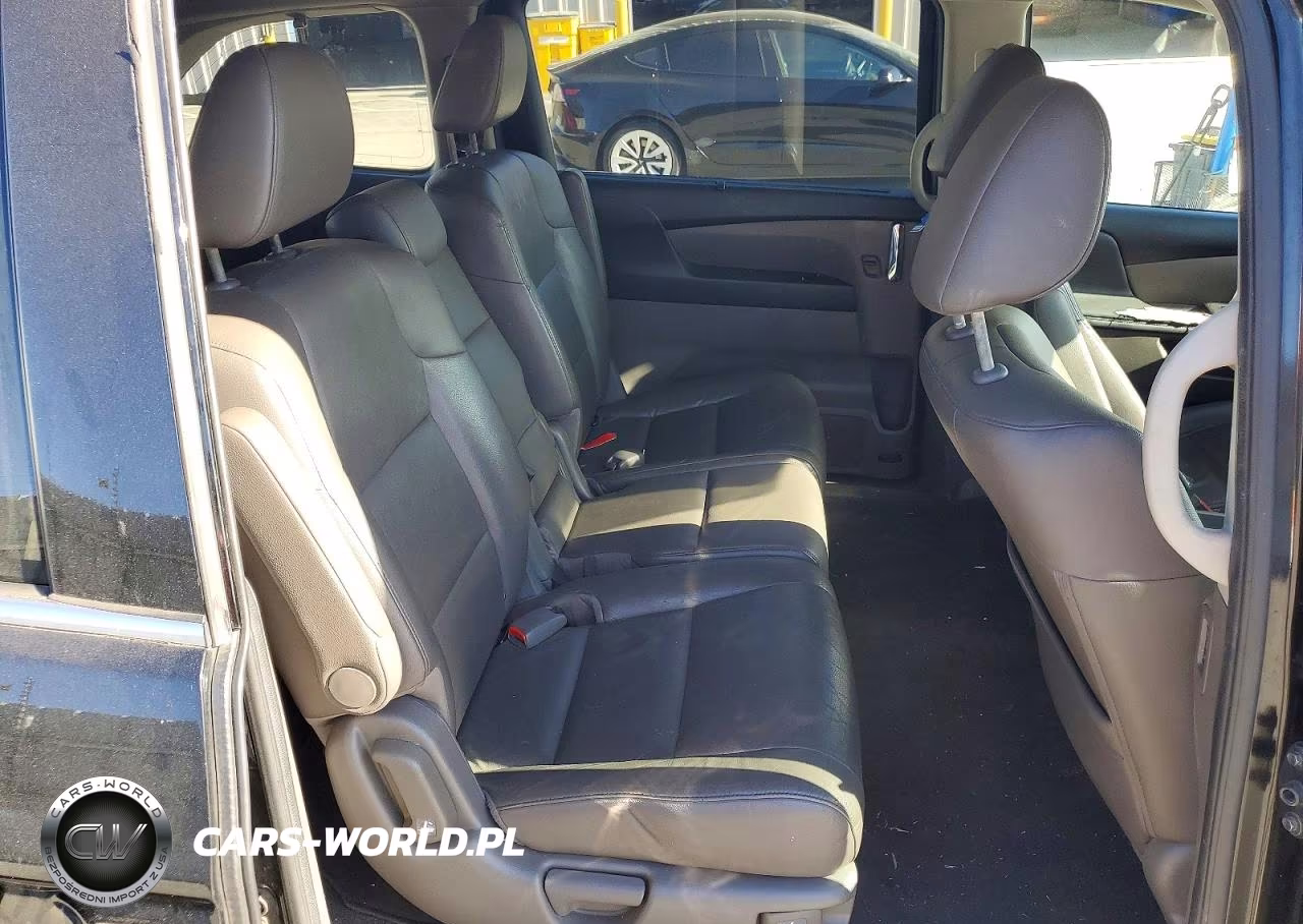 2014 Honda Odyssey Touring VIN:5FNRL5H99EB024286 - 11