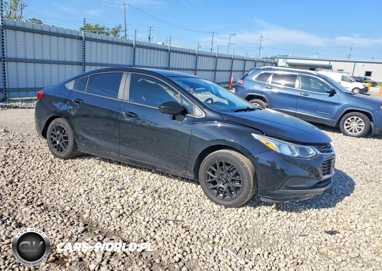 2017 Chevrolet Cruze Ls VIN:1G1BC5SM5H7281043 - 4