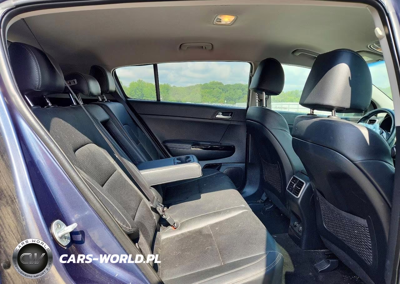 2020 Kia Sportage Ex VIN:KNDPNCAC3L7716591 - 11