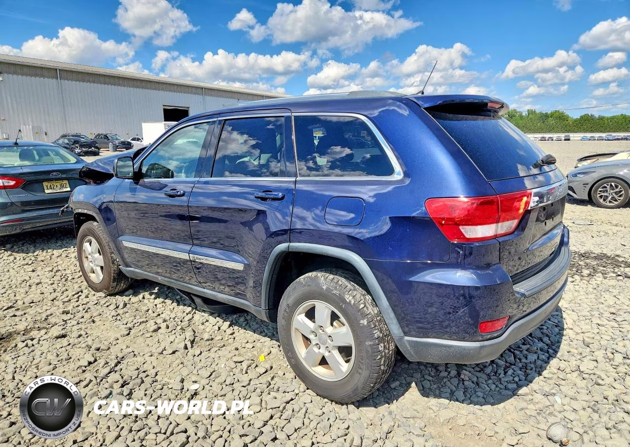 2013 Jeep Grand Cherokee Laredo VIN:1C4RJFAG6DC630015 - 2