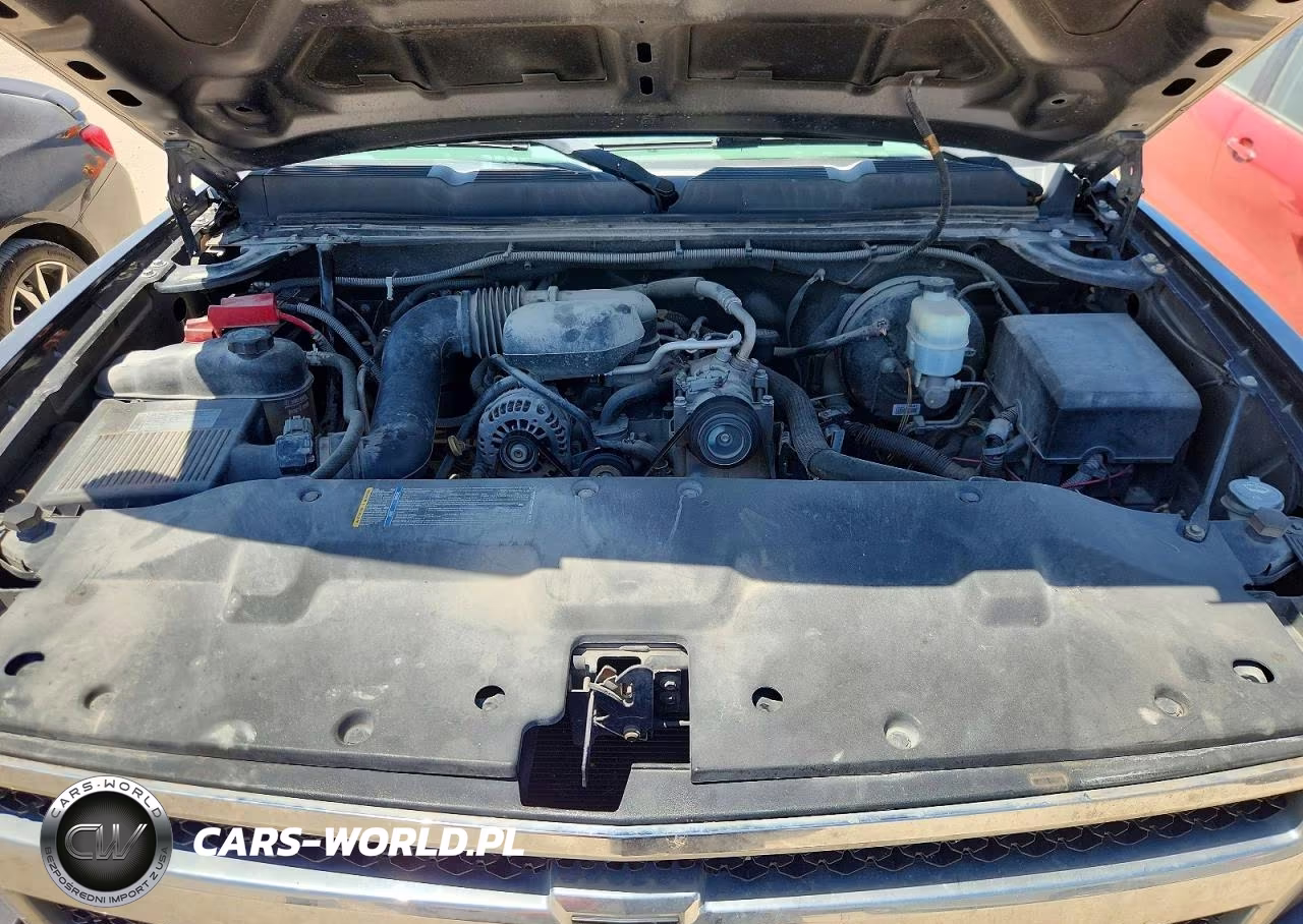 2010 Chevrolet Silverado C1500 VIN:1GCPCPEX4AZ194761 - 11