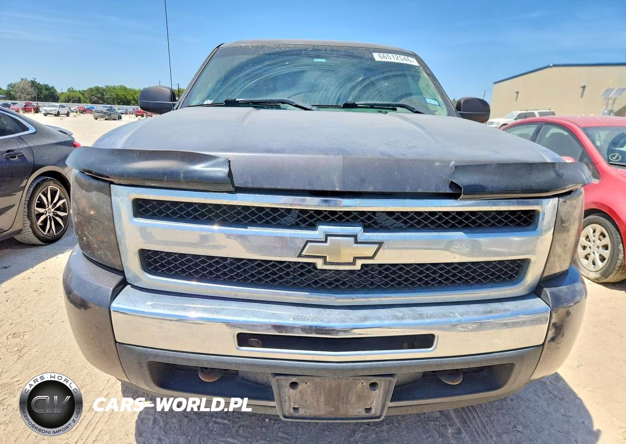 2010 Chevrolet Silverado C1500 VIN:1GCPCPEX4AZ194761 - 5