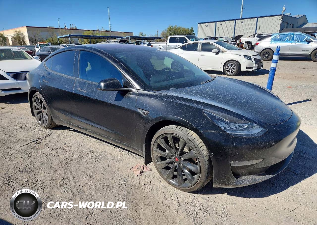 2018 Tesla Model 3 VIN:5YJ3E1EB4JF095986 - 4