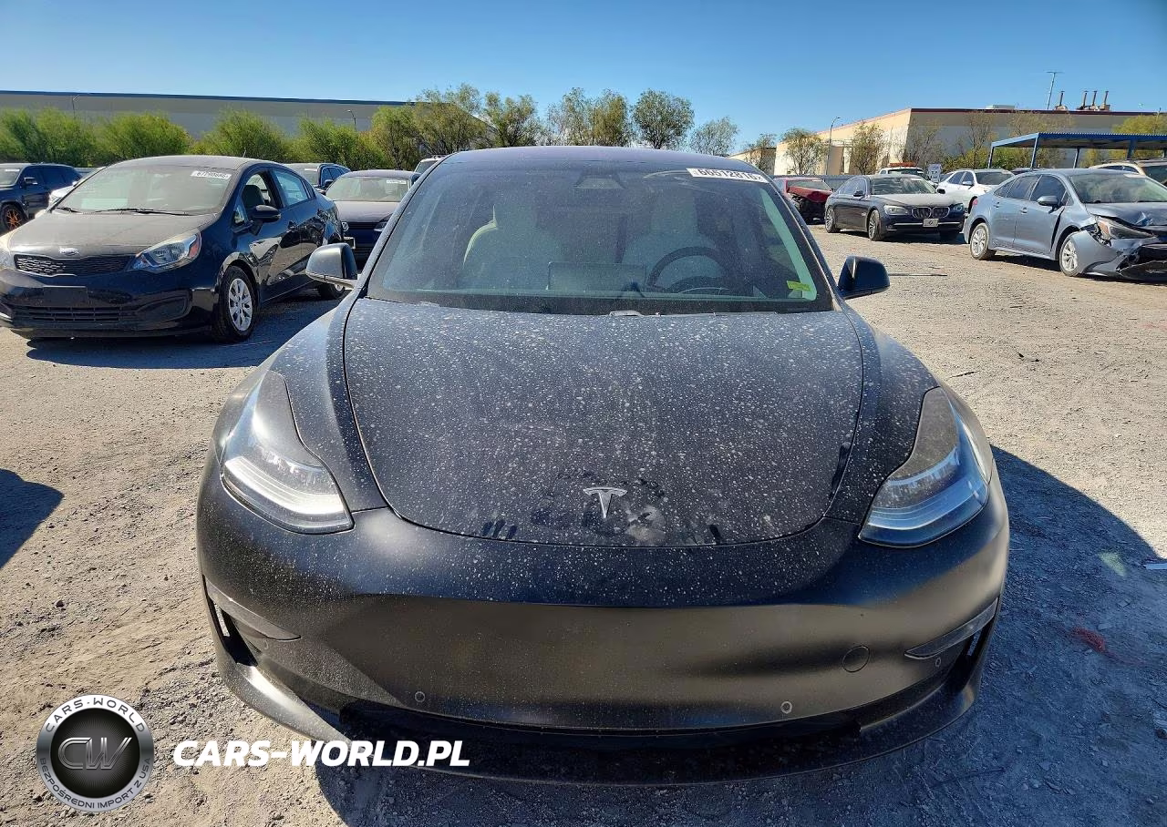 2018 Tesla Model 3 VIN:5YJ3E1EB4JF095986 - 5