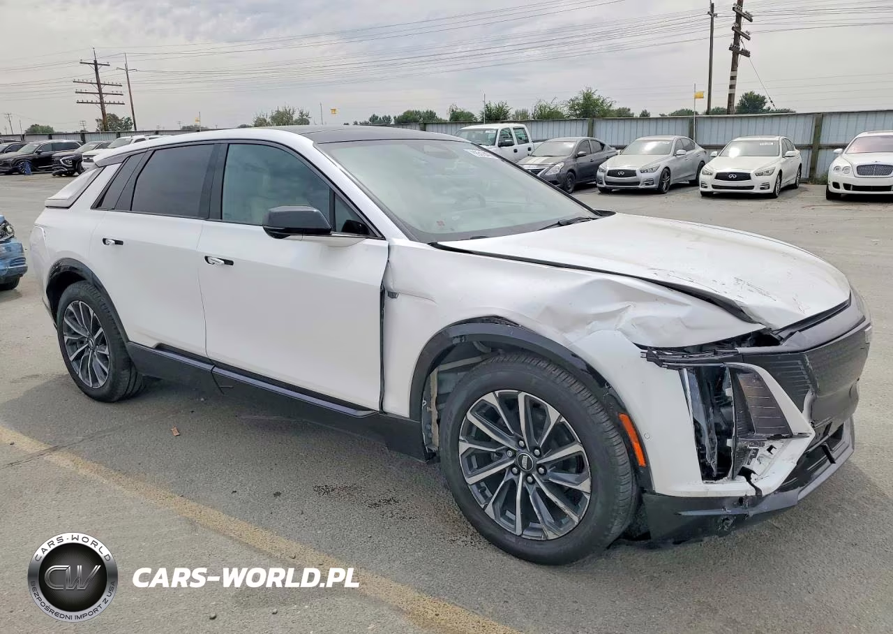 2024 Cadillac Lyriq Sport VIN:1GYKPWRL6RZ120814 - 4