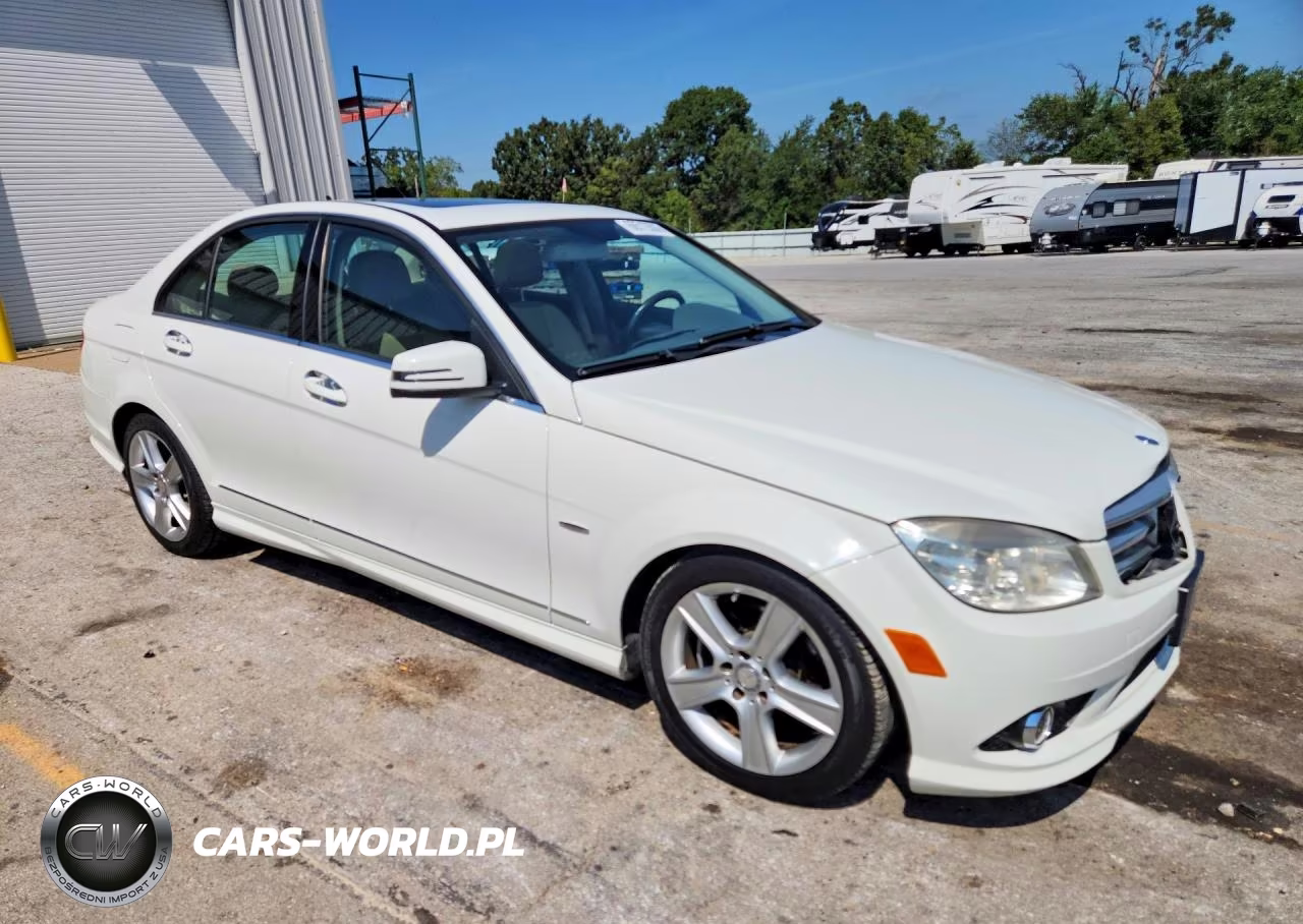 2010 Mercedes-Benz C 300 4Matic VIN:WDDGF8BB0AR104517 - 4