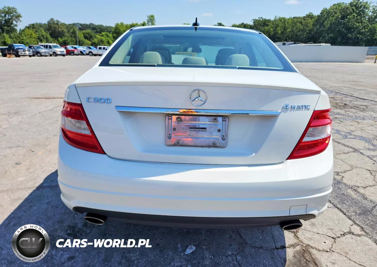 2010 Mercedes-Benz C 300 4Matic VIN:WDDGF8BB0AR104517 - 6