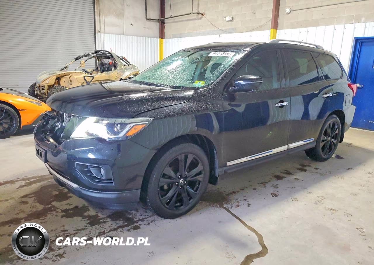 2017 Nissan Pathfinder Platinum VIN:5N1DR2MM8HC679652 - 1