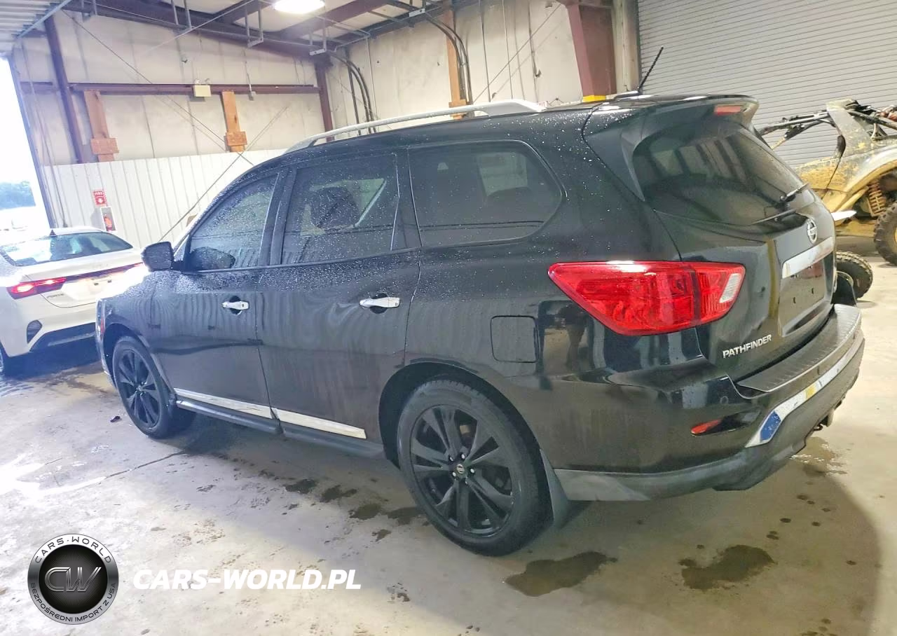 2017 Nissan Pathfinder Platinum VIN:5N1DR2MM8HC679652 - 2