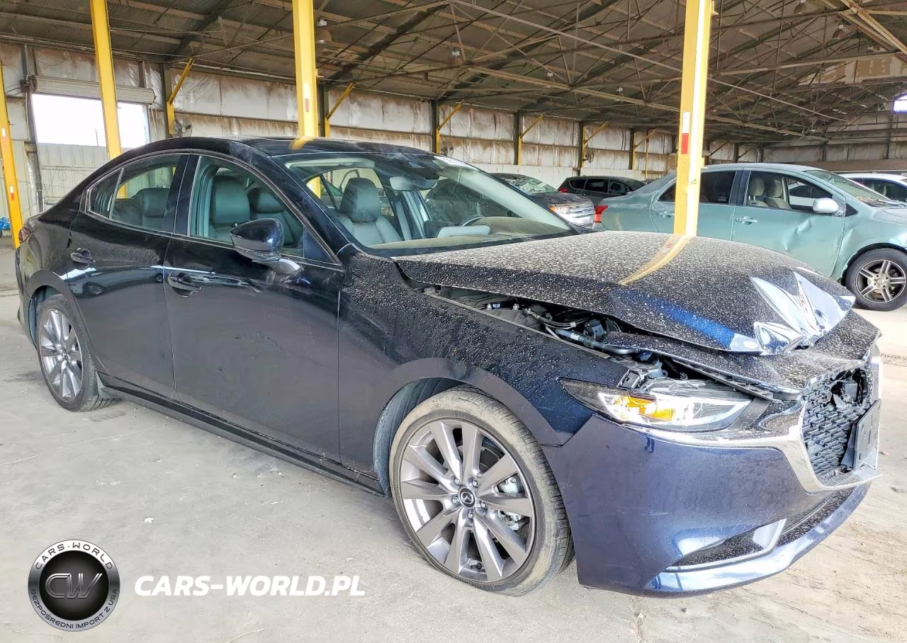 2021 Mazda 3 Preferred VIN:JM1BPBCL0M1345809 - 4