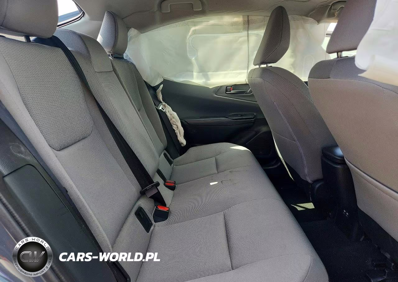 2024 Toyota Prius Le VIN:JTDACAAU2R3031460 - 11