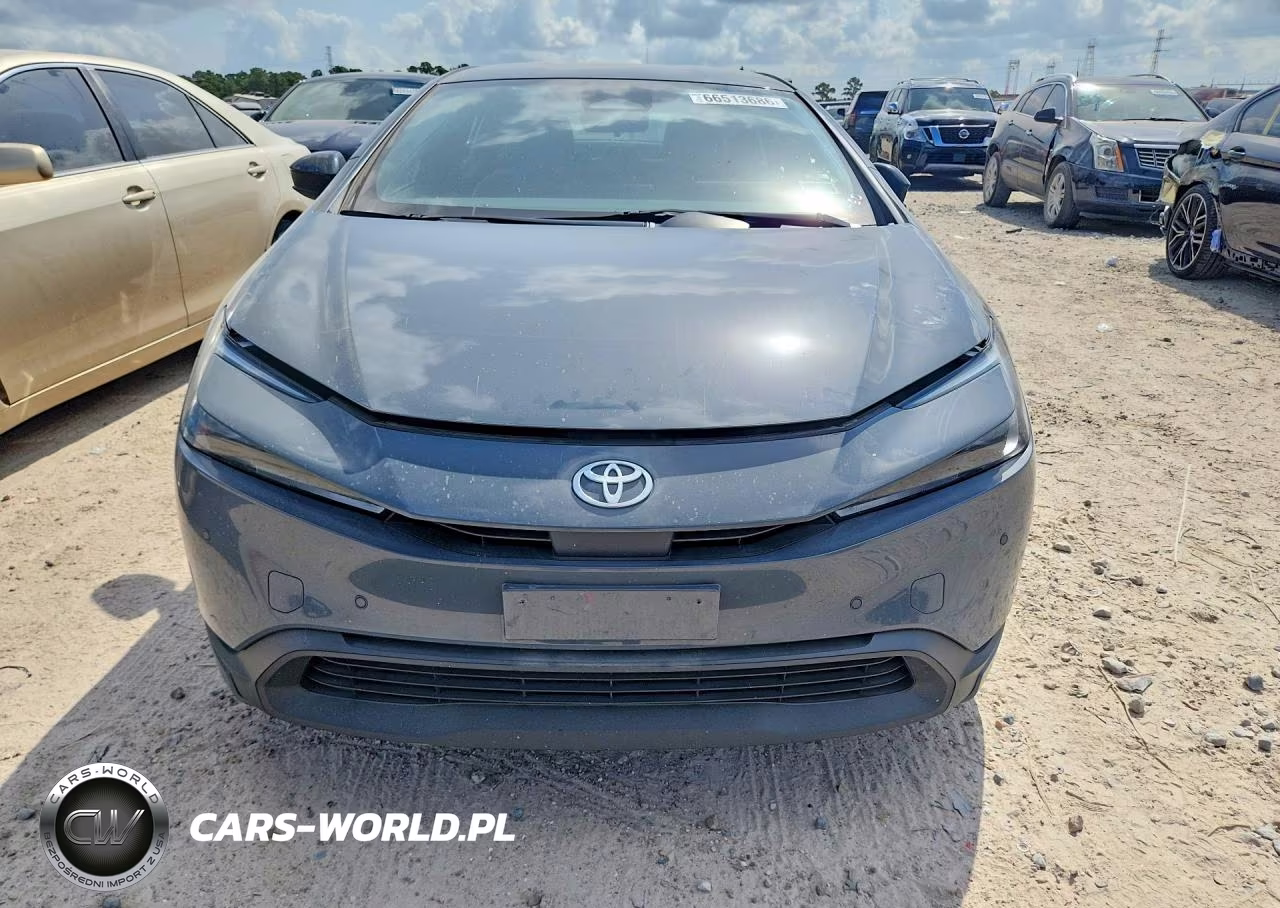 2024 Toyota Prius Le VIN:JTDACAAU2R3031460 - 5