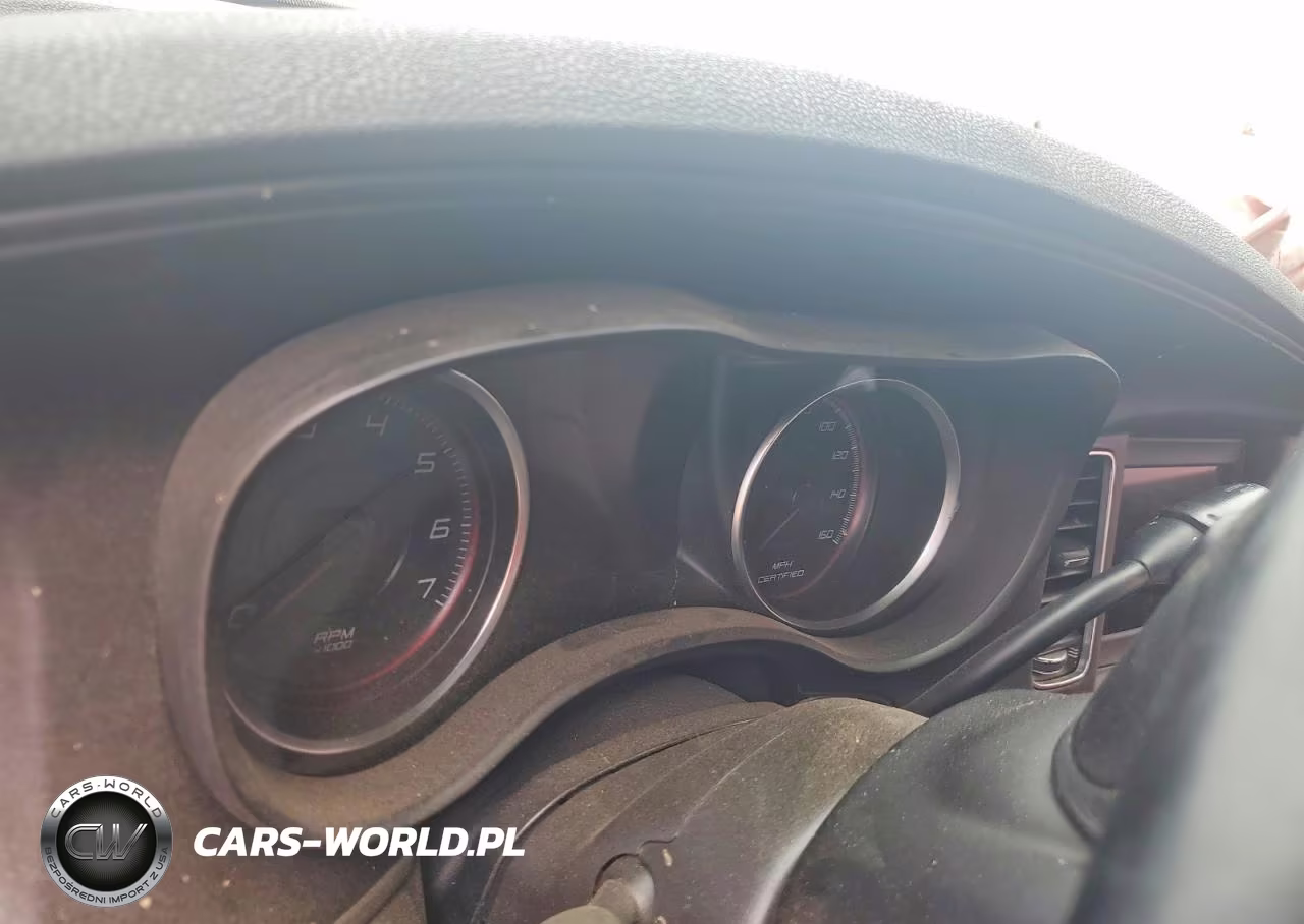 2019 Dodge Charger Police VIN:2C3CDXAT2KH592460 - 9