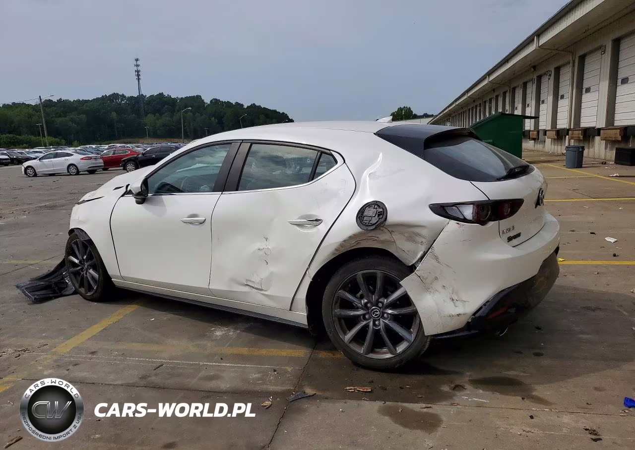 2020 Mazda 3 Preferred VIN:JM1BPAMM2L1168082 - 2