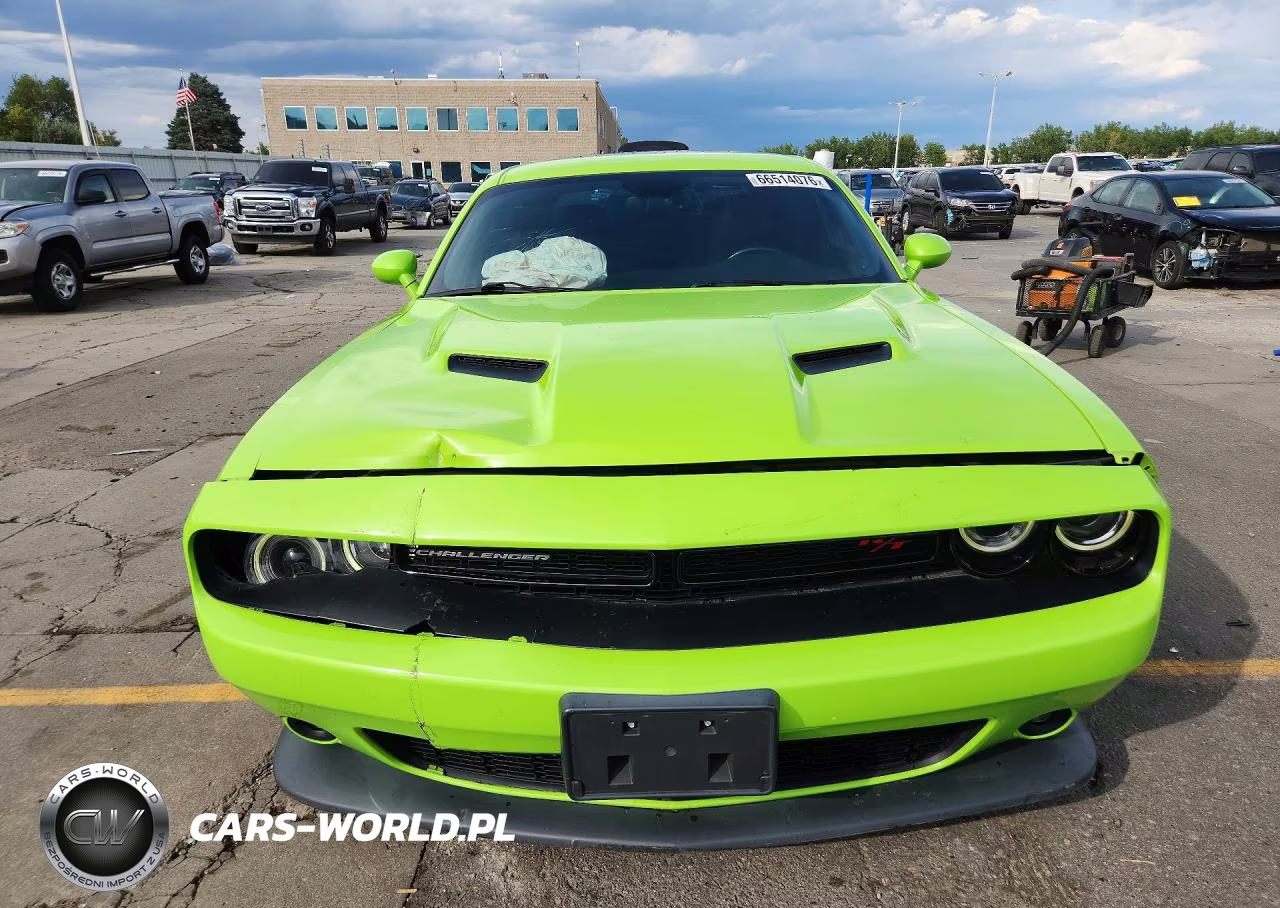 2015 Dodge Challenger R-T Scat Pack VIN:2C3CDZFJ9FH711906 - 5
