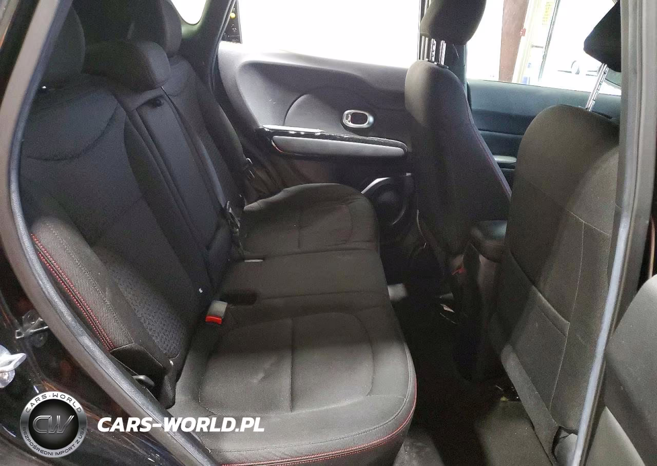 2015 Kia Soul + VIN:KNDJP3A5XF7163637 - 11