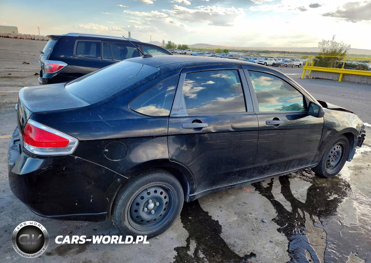 2008 Ford Focus S-Se VIN:1FAHP34N38W248392 - 3