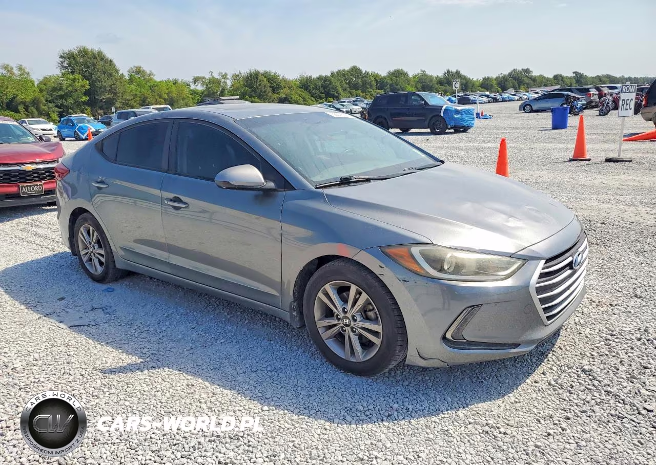 2018 Hyundai Elantra Value Edition VIN:KMHD84LF5JU629695 - 4